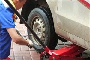 乌伊岭附近拖车24小时服务热线电话