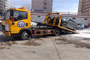 乌伊岭救援拖车费用怎么算